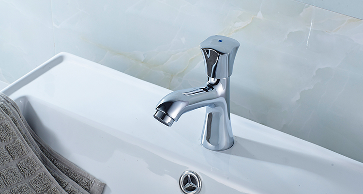 Alibaba China Manufacturer Wash Basin Single Handle Brass Body Faucet Bathroom