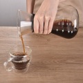 Tuangkan pembuat kopi dengan kaca borosilicate 600ml