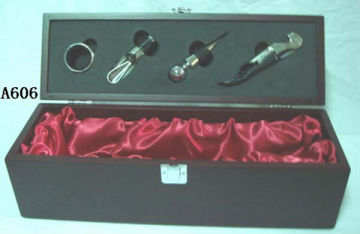 Wooden box gift set Rabbit wooden box wine corkscrew set