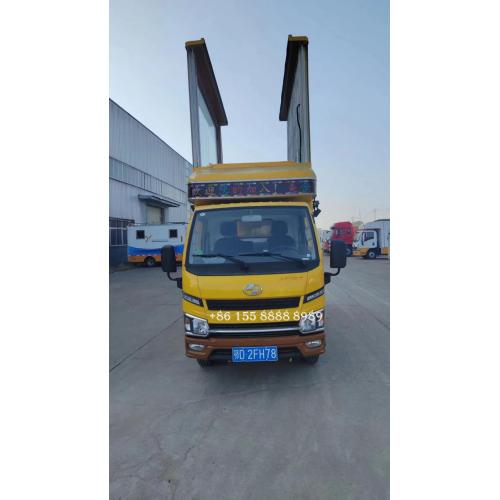 Yuejin 4x2 Truk Periklanan Luar Ruang Warna Penuh