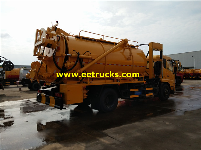 2500 galan dongfeng metic tanks