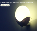 Lampu malam LED plug-in dengan kawalan ringan