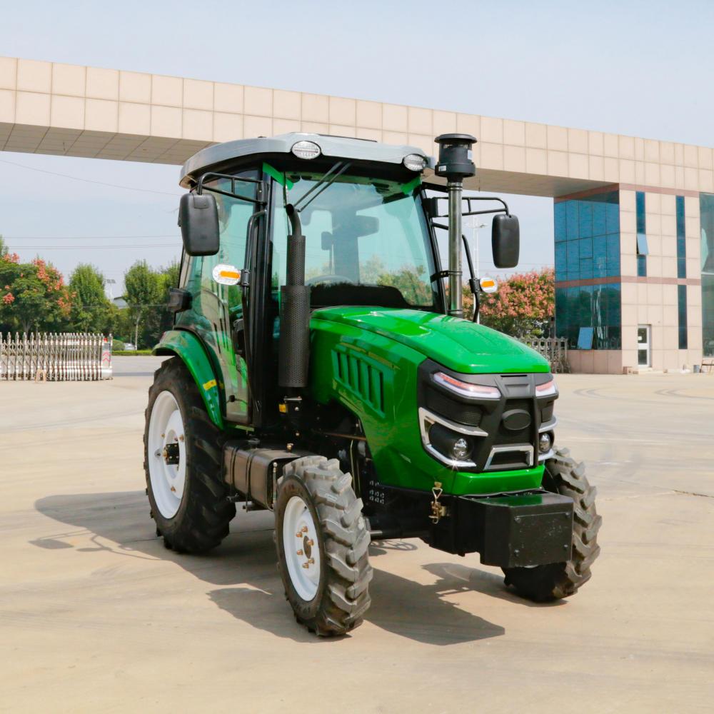 Tracteur 60 HP avec équipement auxiliaire