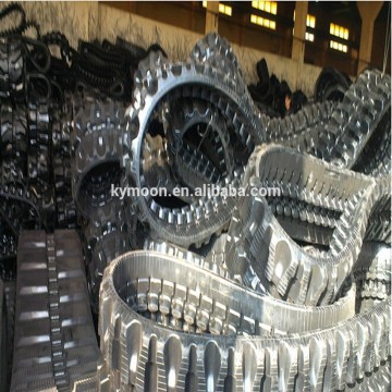 rubber tracks putted on mini excavator