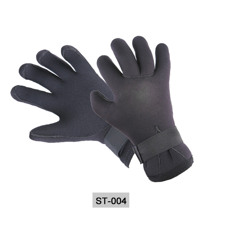 2018 New products on china market comfortable nitrile neoprene armara fishing gloves goods from china