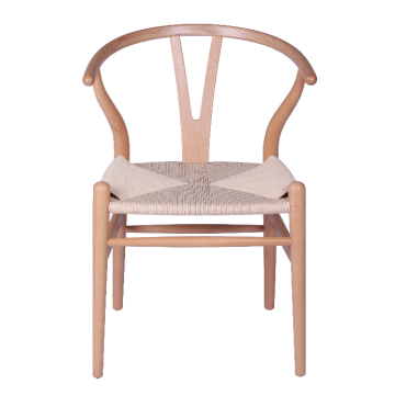 La replica della sedia in legno Wishbone Y chair