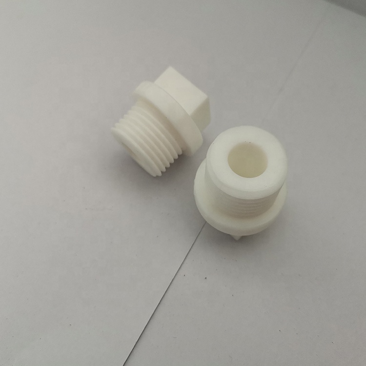 سدادة ذكر PPR بلاستيكية بالكامل لإغلاق خط الماء الساخن البارد all-plastic PPR male stopper for cold hot water line closure
