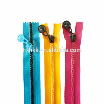 Hot sale new design 3# nylon zipper long chain nylon zipper nylon zipper for bags