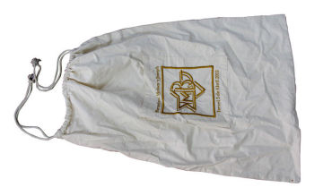 100% Cotton Fabric Wtih Emboidery Logo Small Bag Cotton Drawing String Plain Cotton Bag For Laundry