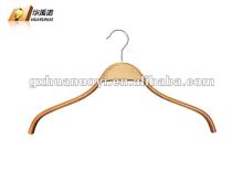 Laminated wooden hanger ( Sapele color )/hangers suppliers /wooden hanger with price/anti-slip hanger/anti-theft wooden hangers