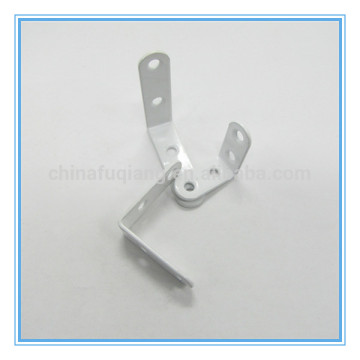 Decorative angle bracket