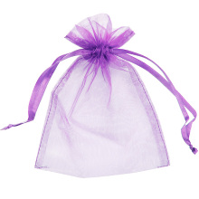 kleurrijke kleine organza sieraden tas