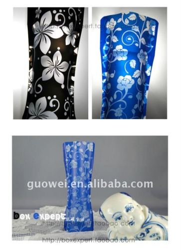 Folding flower vase