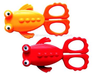 fish student scissor