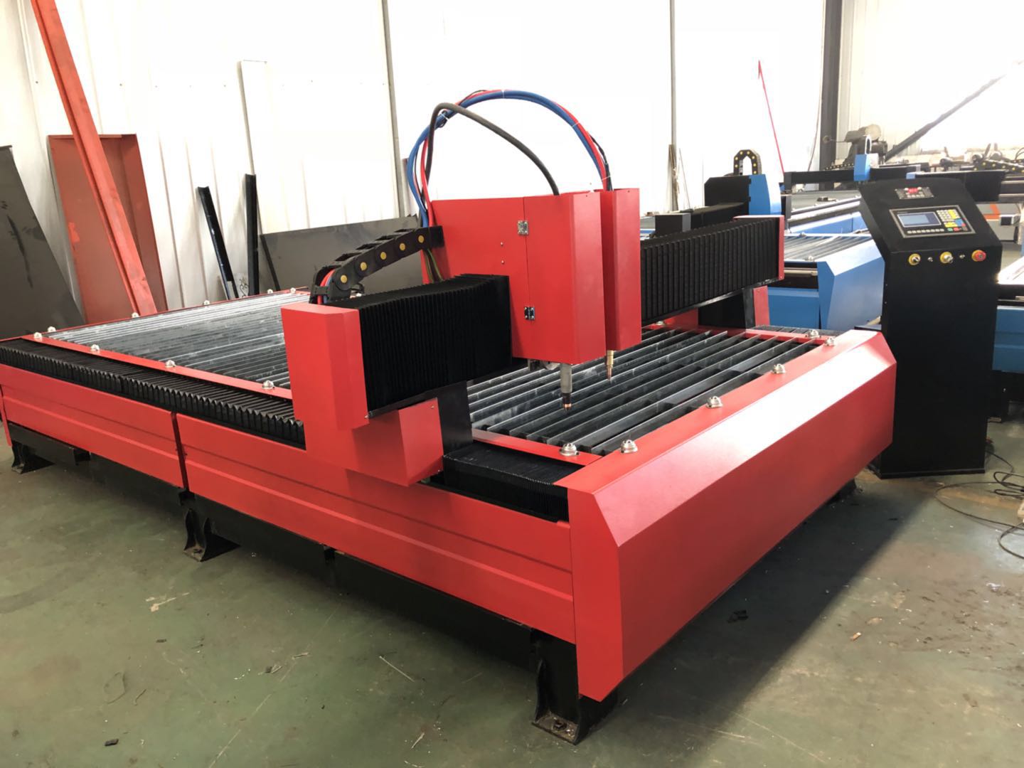 plasma and flame cutting machine