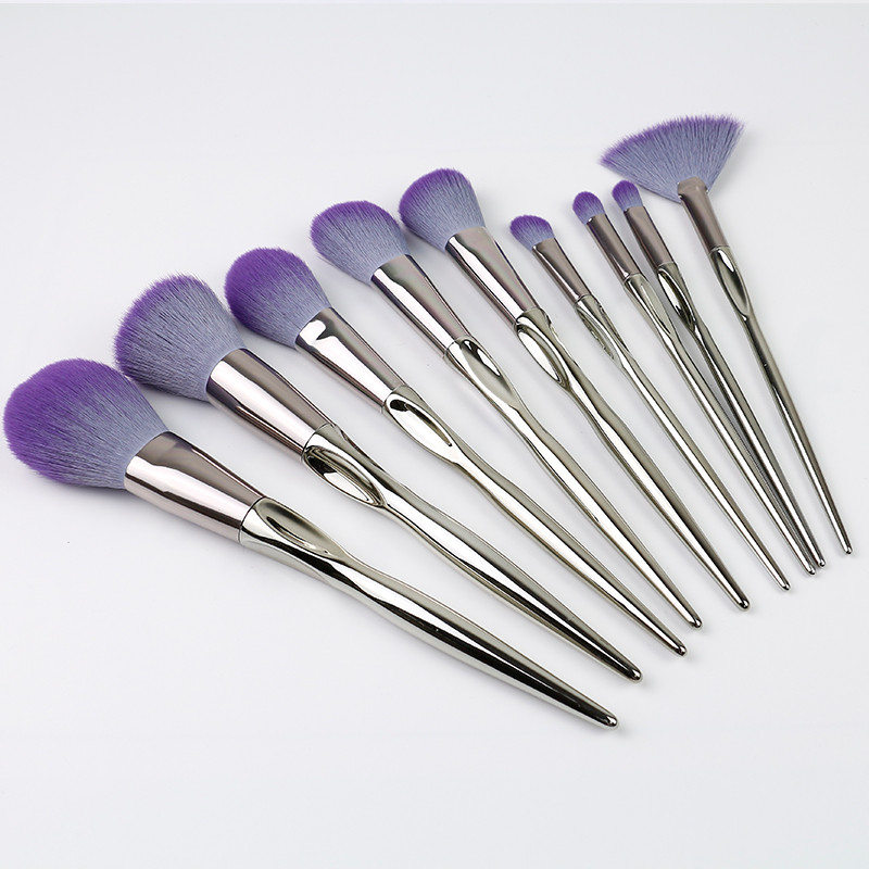 2021 New Design 10pcs Shiny Silver Makeup Brush Set Custom Private Logo