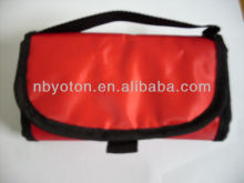 Folded cooler bag/can cooler bag
