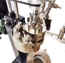 Lab Pressure Reactor Autoclaves with Fast Split Ring Clamp Closure