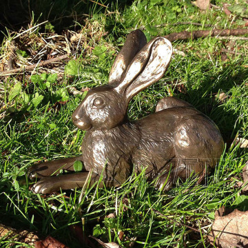 Outdoor Garden Life Size Animal Statues Cast Brass Bronze Lying Rabbits Sculpture