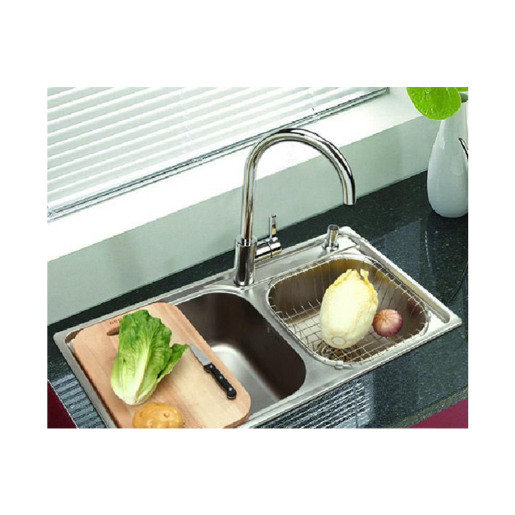 single handle kitchen faucet