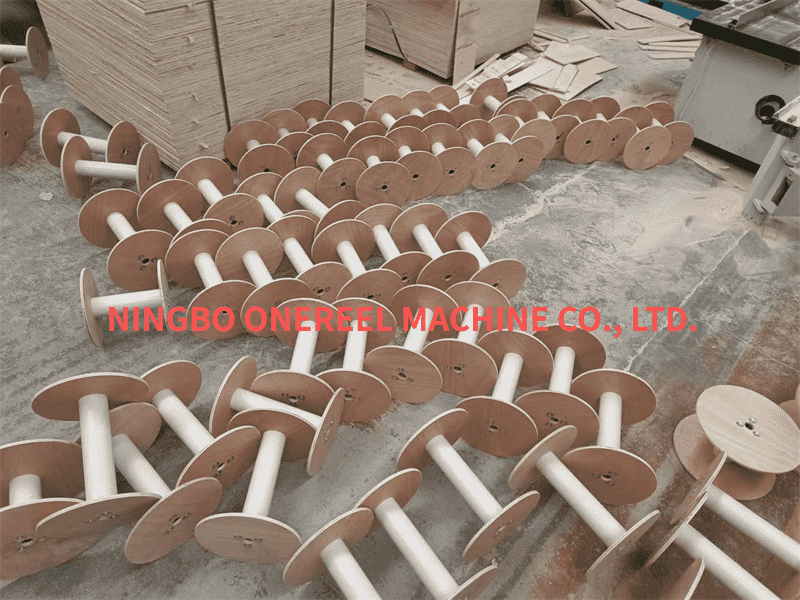 MDF Flanges and PVC Barrel Reel (5) MDF Flanges and PVC Barrel Reel (5)