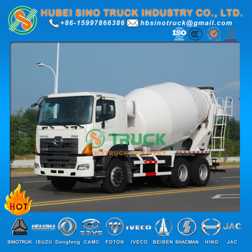 Camion mélangeur de transit de HINO 8M3
