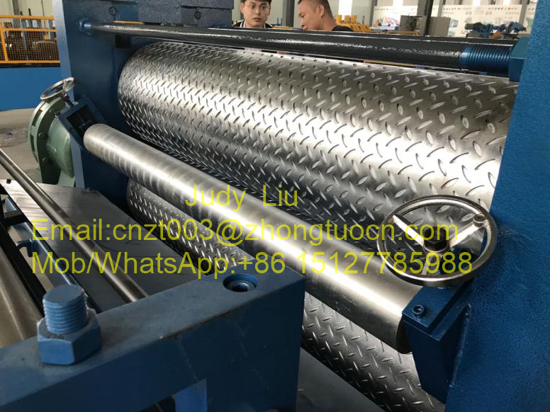 Metal steel sheet embossing machine for decorative metal sheet