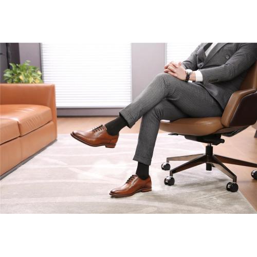 Men`s bike toe dress shoes