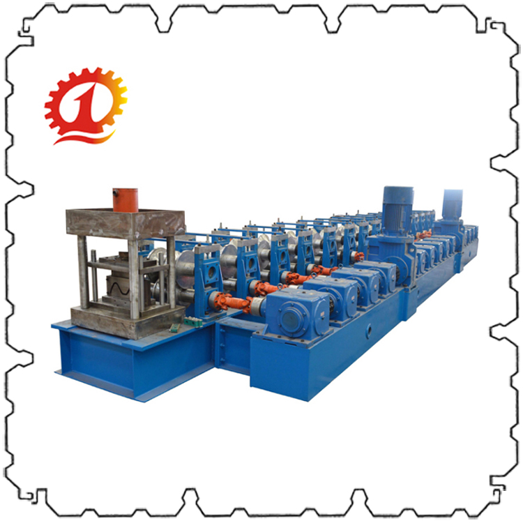 Good quality W beam steel highway guardrail cold roll forming machine