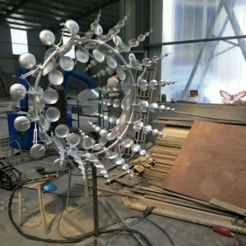 Custom Modern Outdoor Art Metal Statue Stainless Steel Kinetic Wind Sculptures