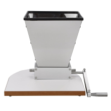 Grain Malt Crusher: Brewery Equipment and Tools