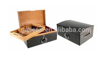 High gloss finish Carbon Fiber Cigar Humidor handmade cedar wood cigar box