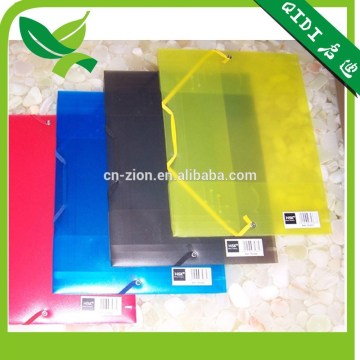 File folder with elastic bands