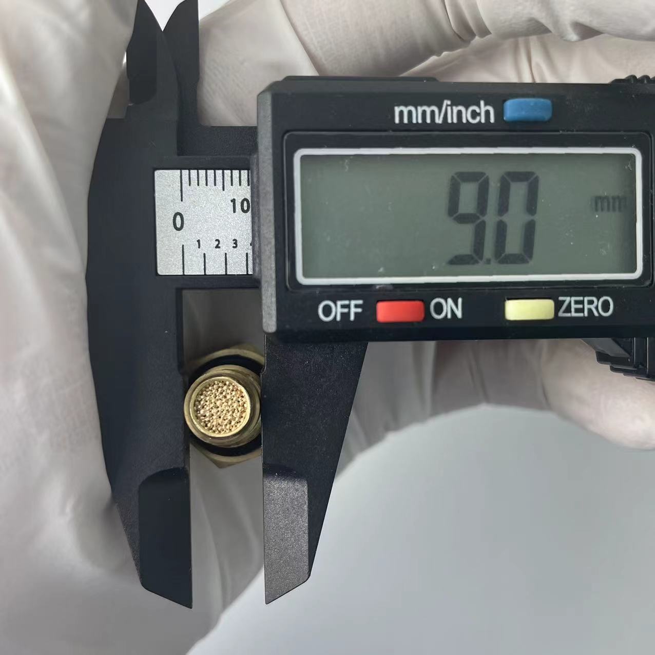 KARL-STORZ Insufflator Cartridge Pressure Relief Valve Copper Powder Sintered Cartridge (1)