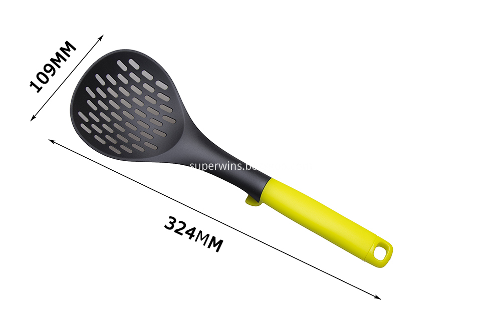 Nylon Kitchen Skimmer