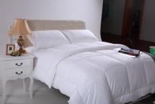 Warm Thermal Silk-Filled Quilt