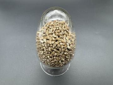 Fully degradable bamboo powder masterbatch