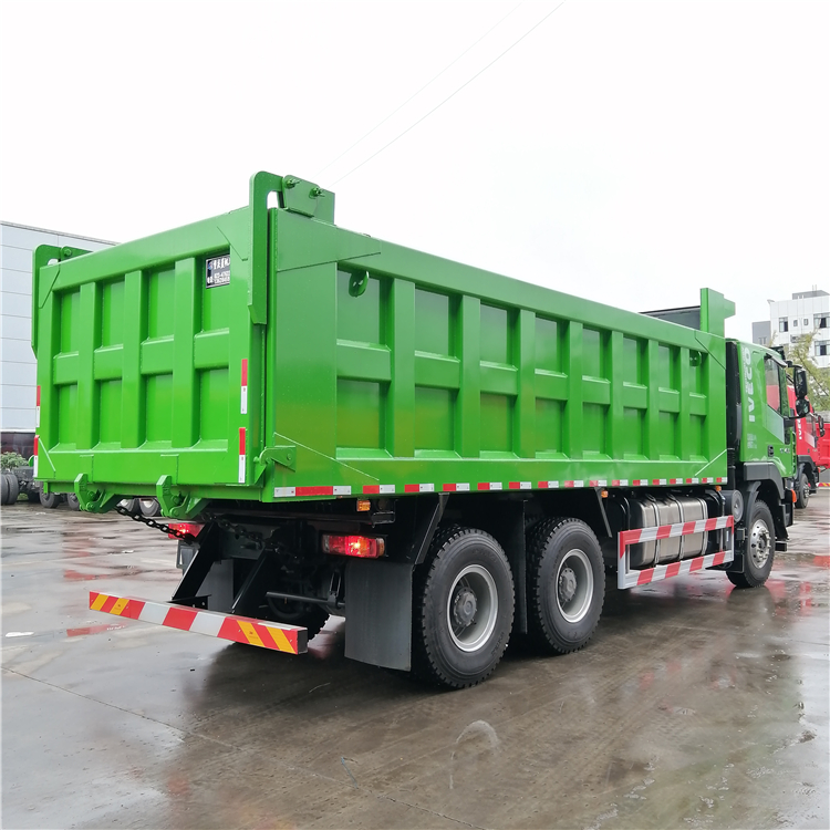 Hongyan IVECO 8x4 Tipper 50 Ton Volume Sand Dump Truck For Sale