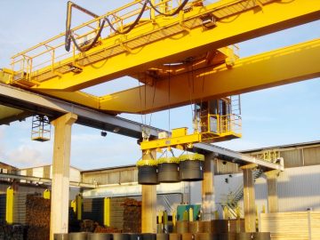 A Crane with An Electromagnet