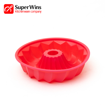 Non-Stick Pound Mold Silicone Bundt Pan Tube Pan