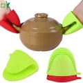 Găng tay lò nướng màu hồng silicone