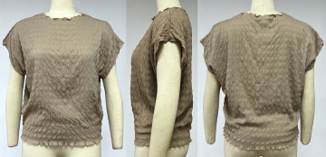 Round Neck With Corrugated Edge Sleeve