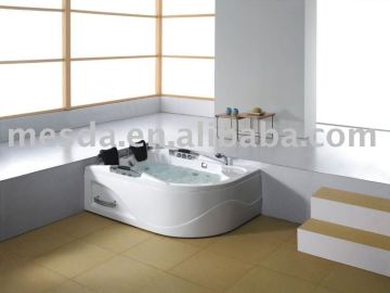 hydromassage bathtub