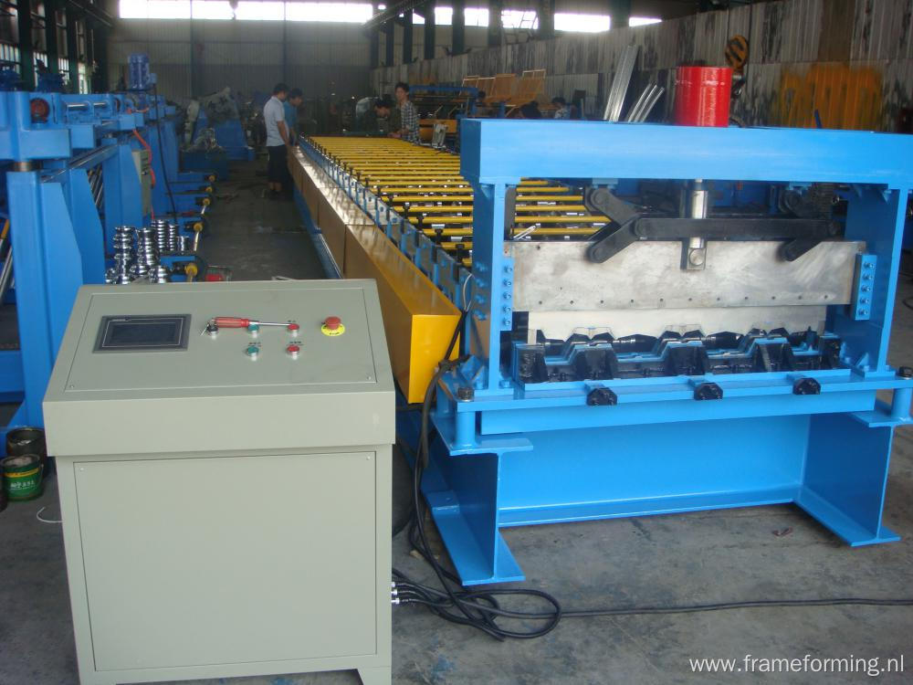 Steel Deck Roll Fomring Machine with high quality