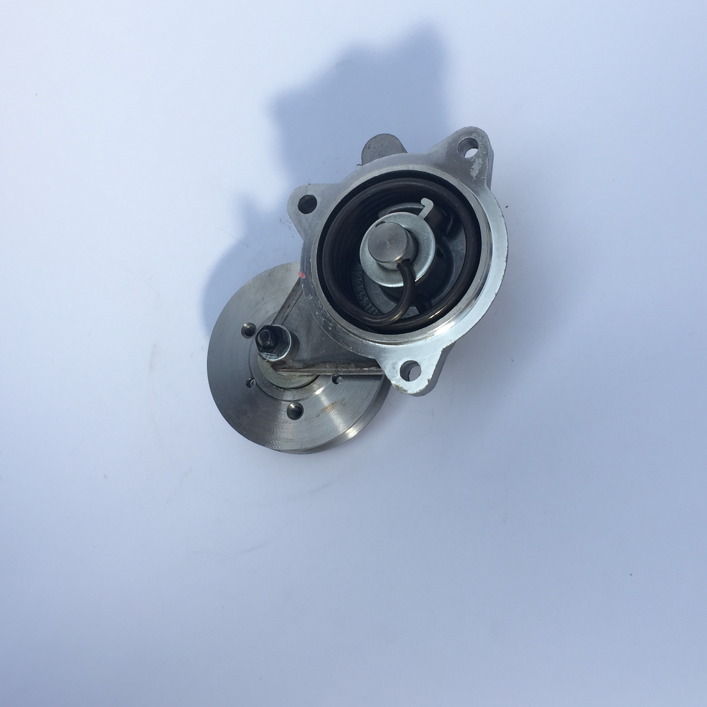 China Manufacture Deutz FL912 Tensioner Engine Parts 02234576/02238069 in High Quality & Economical Price