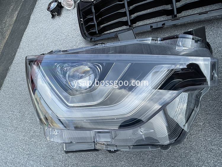 D-Max Head Lamp