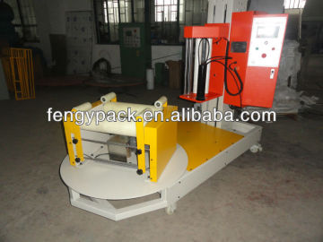 Small roll stretch wrapping machine