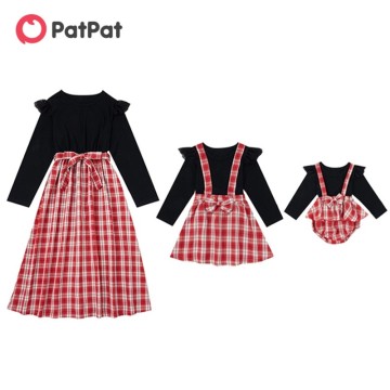 PatPat Mosaic Cotton Bowknot Christmas Plaid Dresses for Mommy and Me Plaid Black Party Tunic Matching Dresses Family Look Sets