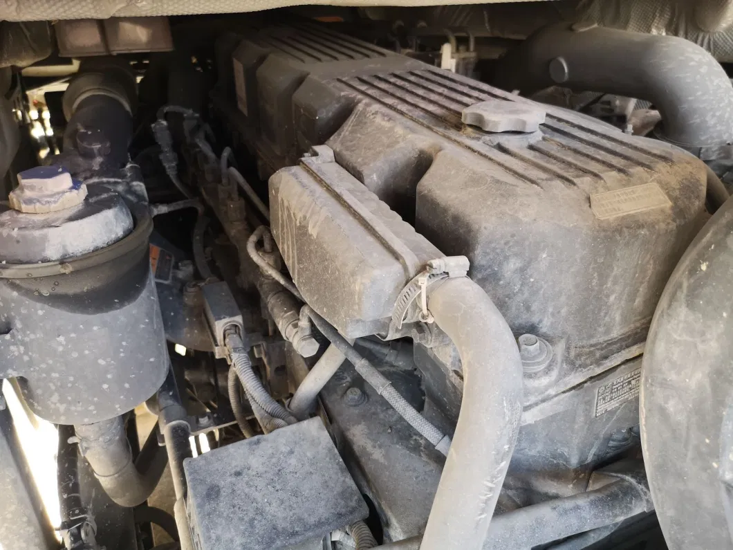 Used DFAC Dongfeng Kx 560HP Heavy Duty Cargo Tow Truck 6X4 Tractor Head in Cheap Price