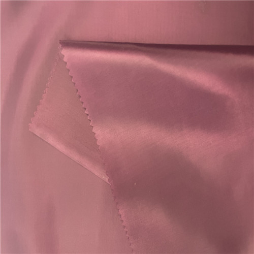 पॉलिएस्टर तफ़ता कपड़े रंगाई अस्तर के लिए प्रयोग किया जाता है